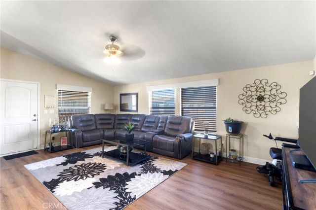 22241 Nisqually 103, Apple Valley, CA 92308