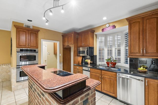 1536 Chester Drive, Plano, TX 75025