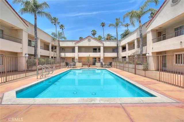 430 N Holliston 210, Pasadena, CA 91106