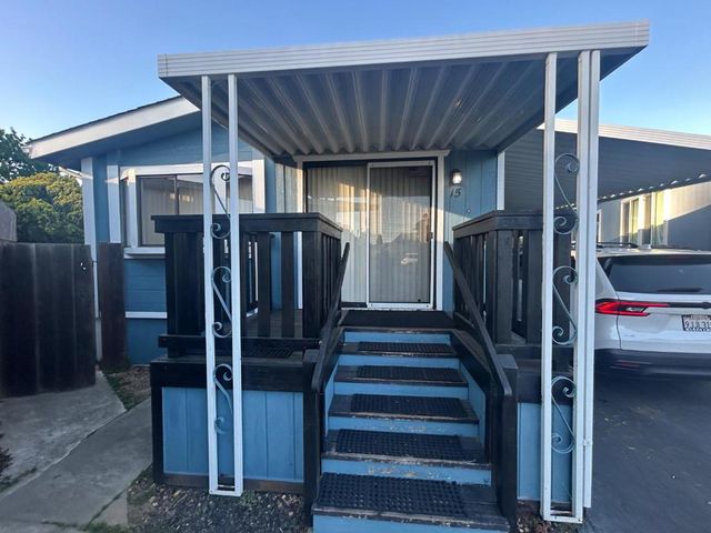 1555 Merrill Street, Santa Cruz, CA 95062