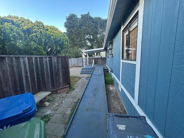 1555 Merrill Street, Santa Cruz, CA 95062