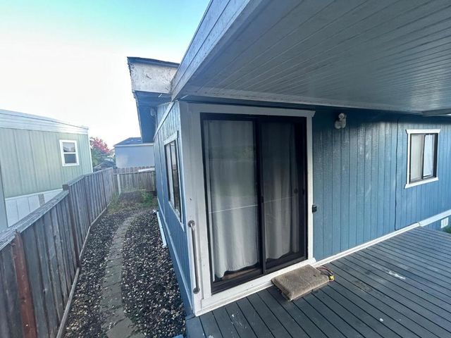 1555 Merrill Street, Santa Cruz, CA 95062