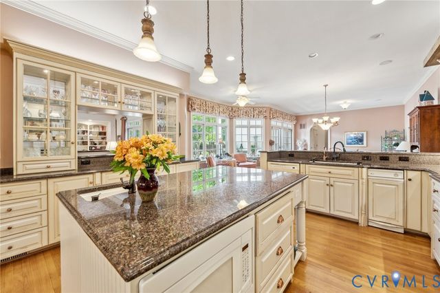 13901 Dunkeld Ter, Midlothian, VA 23113