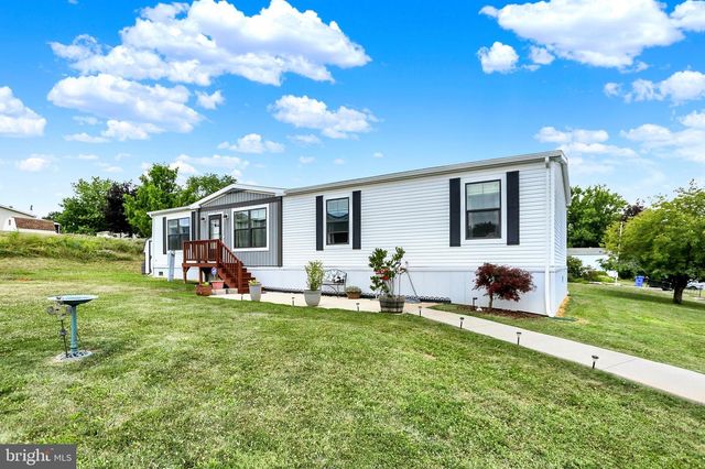4635 HIKEY ST, Dover, PA 17315