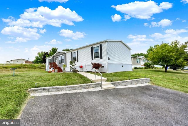 4635 HIKEY ST, Dover, PA 17315