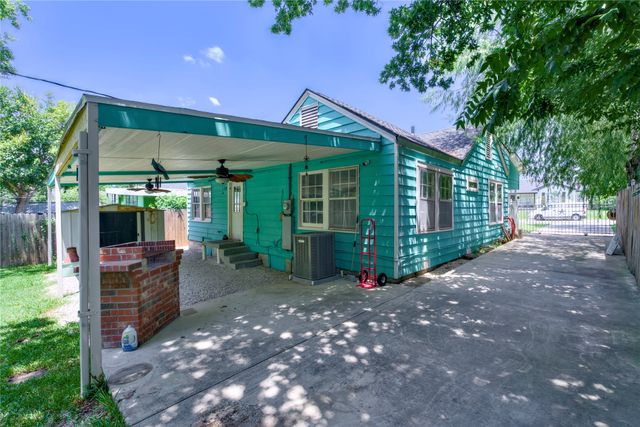 3332 Ryan Avenue, Fort Worth, TX 76110