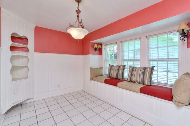 3332 Ryan Avenue, Fort Worth, TX 76110