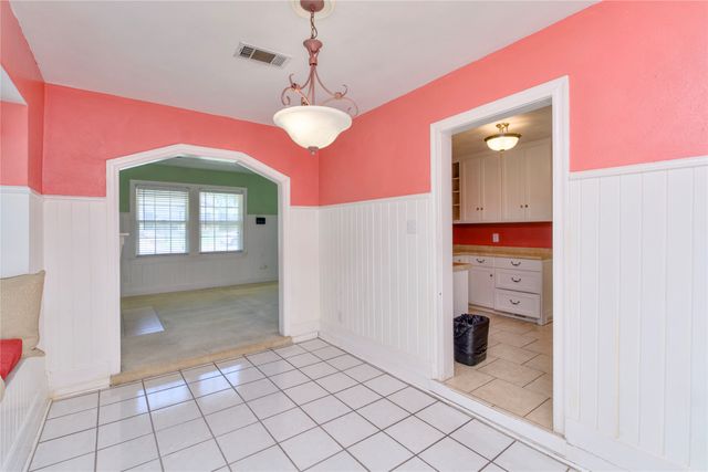 3332 Ryan Avenue, Fort Worth, TX 76110