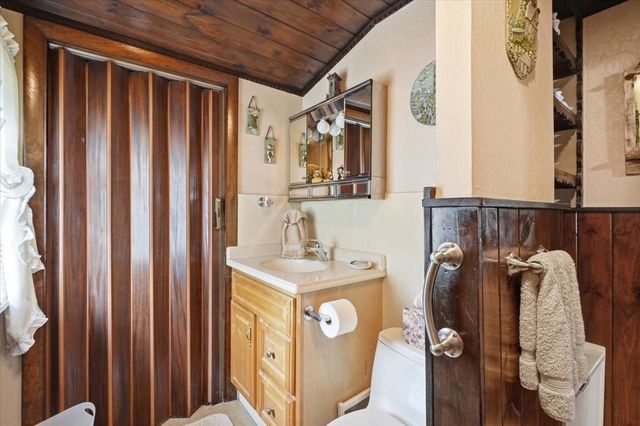 16 Park St, Marshfield, MA 02050
