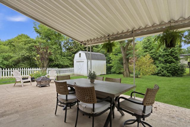 5004 W Durrett Dr, Nashville, TN 37211