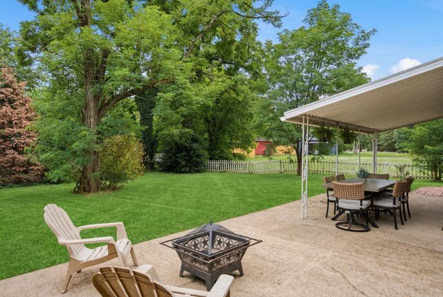 5004 W Durrett Dr, Nashville, TN 37211