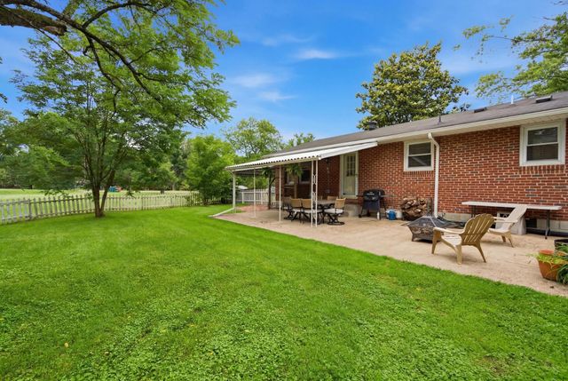 5004 W Durrett Dr, Nashville, TN 37211