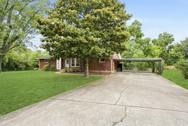 5004 W Durrett Dr, Nashville, TN 37211