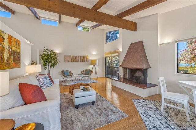 142 11th Street, Pacific Grove, CA 93950