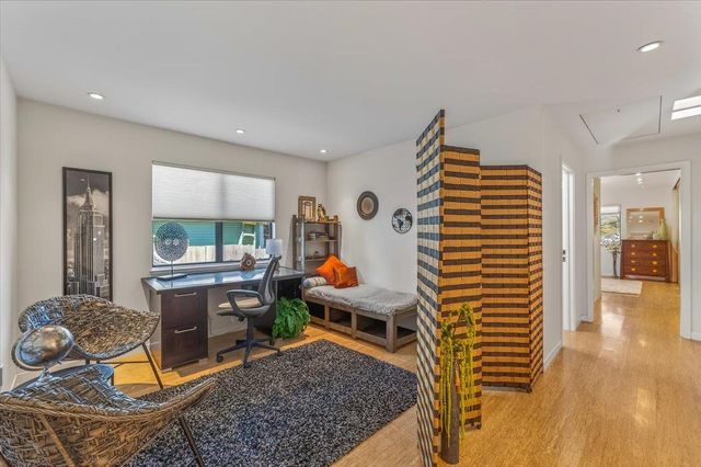 142 11th Street, Pacific Grove, CA 93950