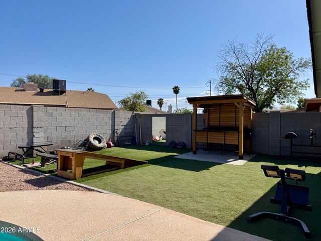 1523 W PLANA Avenue, Mesa, AZ 85202