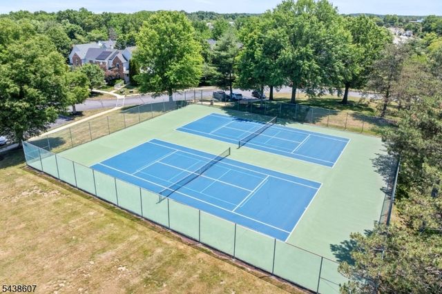 42 Shire Ct, Hillsborough Twp., NJ 08844
