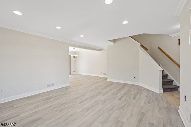 42 Shire Ct, Hillsborough Twp., NJ 08844
