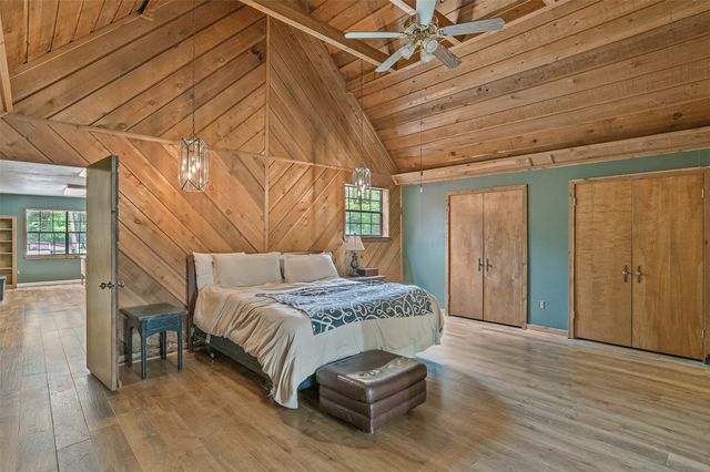 10307 Pirogue Road, Oil City, LA 71061
