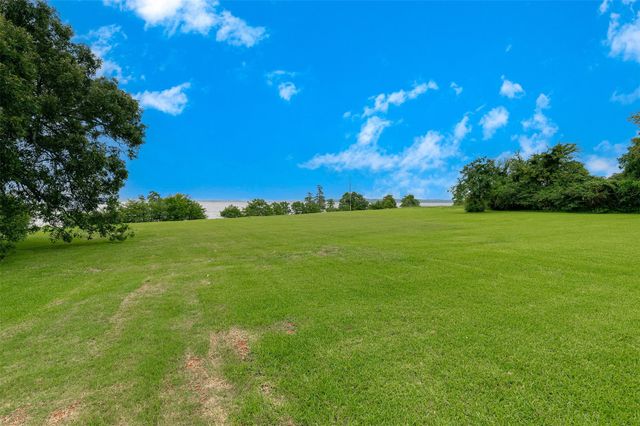 10307 Pirogue Road, Oil City, LA 71061