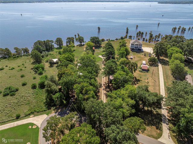 10307 Pirogue Road, Oil City, LA 71061