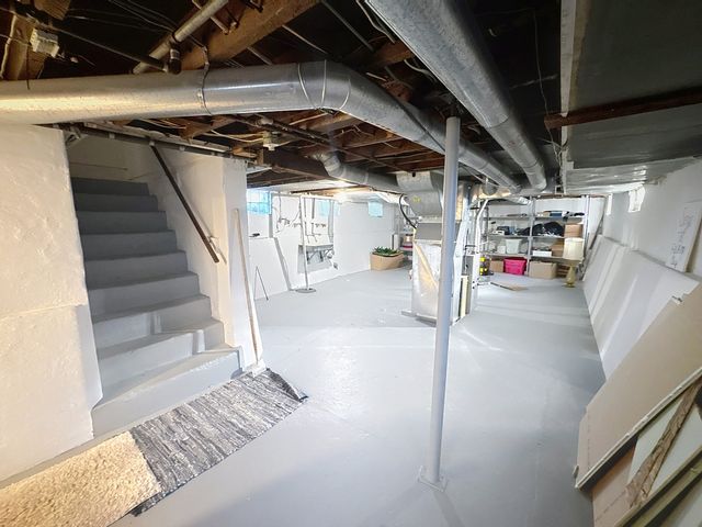 527 19th Avenue, Moline, IL 61265