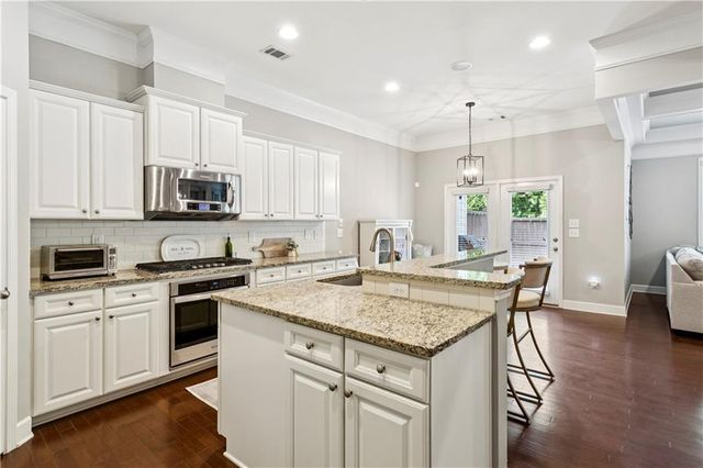 2491 Norwood SE Drive, Smyrna, GA 30080