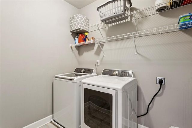 2491 Norwood SE Drive, Smyrna, GA 30080