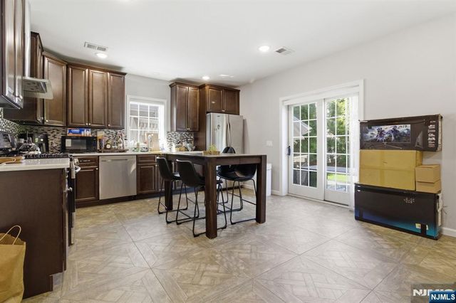 431 Forest Street, Kearny, NJ 07032