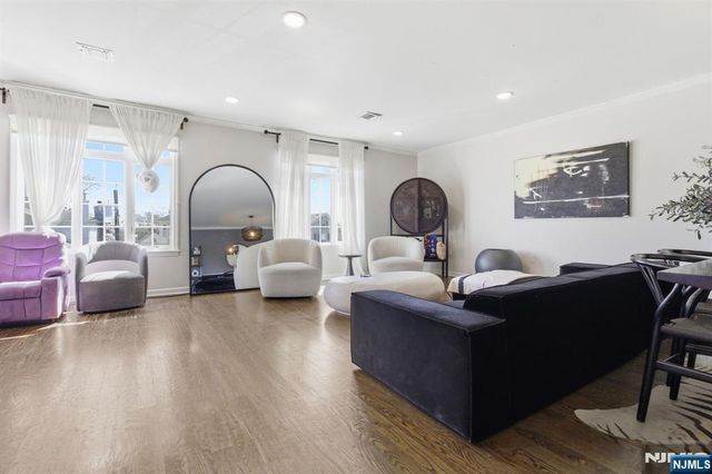 431 Forest Street, Kearny, NJ 07032