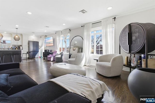 431 Forest Street, Kearny, NJ 07032