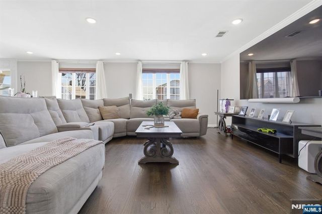 431 Forest Street, Kearny, NJ 07032