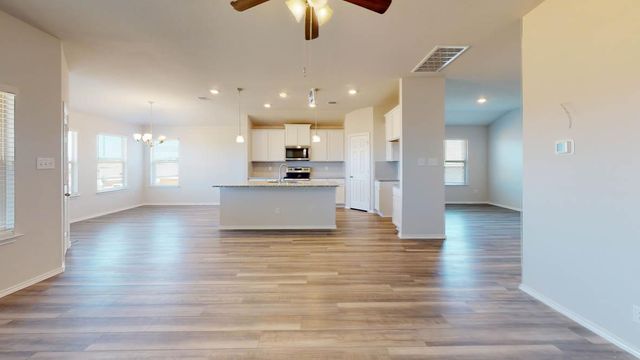 425 Creekfall RD, Burnet, TX 78611