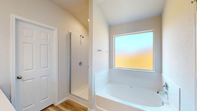 425 Creekfall RD, Burnet, TX 78611