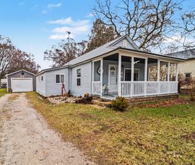 2240 E Loop Road, Ferry Twp, MI 49455