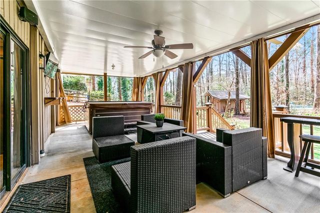 2532 Stockbridge Road SE, Marietta, GA 30062