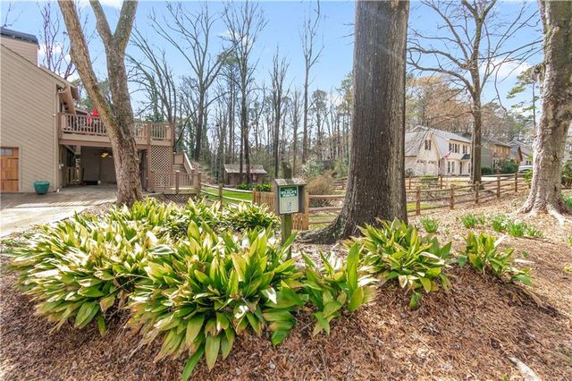 2532 Stockbridge Road SE, Marietta, GA 30062