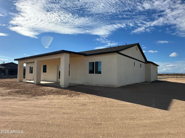 25427 W Patton Road, Wittmann, AZ 85361