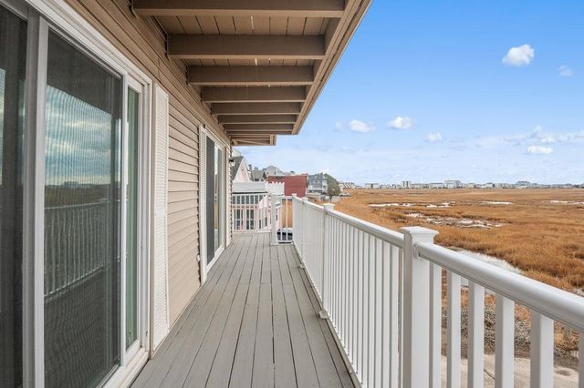 611 Ocean Blvd Unit 3, Hampton, NH 03842