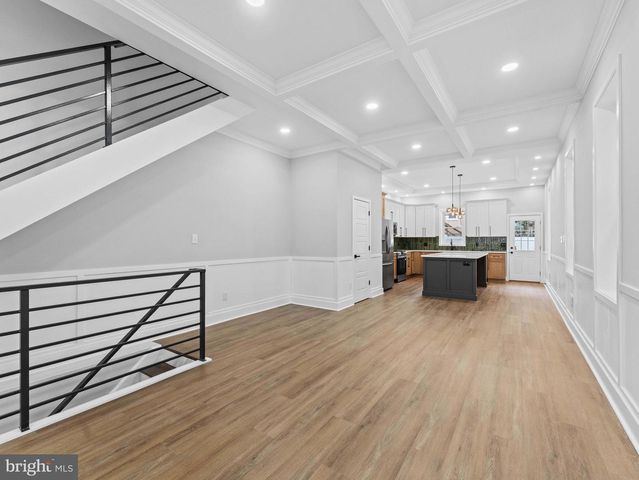 138 W SHARPNACK ST, Philadelphia, PA 19119