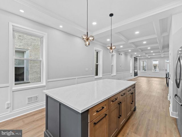 138 W SHARPNACK ST, Philadelphia, PA 19119