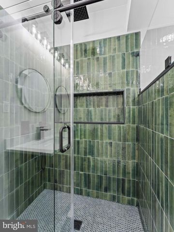 138 W SHARPNACK ST, Philadelphia, PA 19119