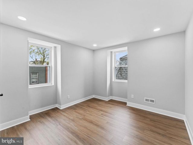 138 W SHARPNACK ST, Philadelphia, PA 19119