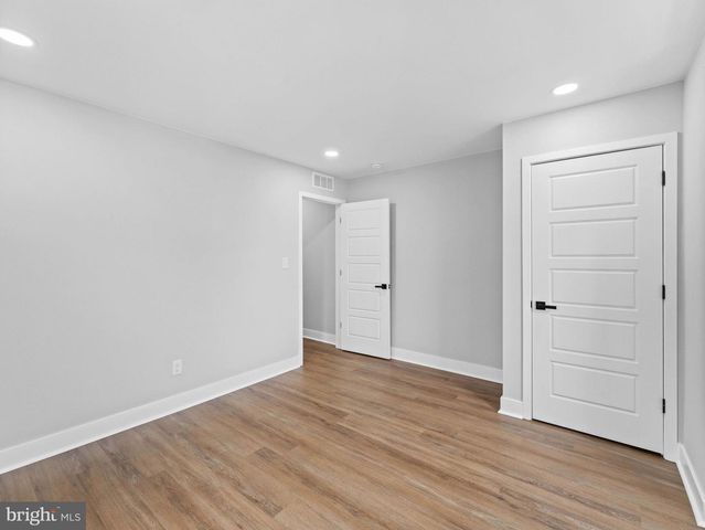 138 W SHARPNACK ST, Philadelphia, PA 19119