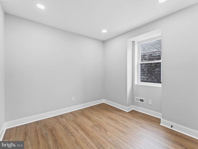 138 W SHARPNACK ST, Philadelphia, PA 19119