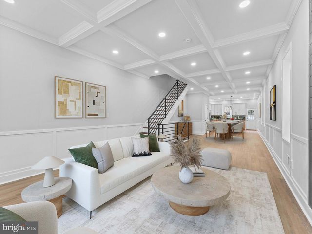 138 W SHARPNACK ST, Philadelphia, PA 19119