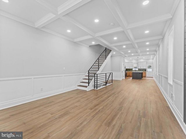 138 W SHARPNACK ST, Philadelphia, PA 19119