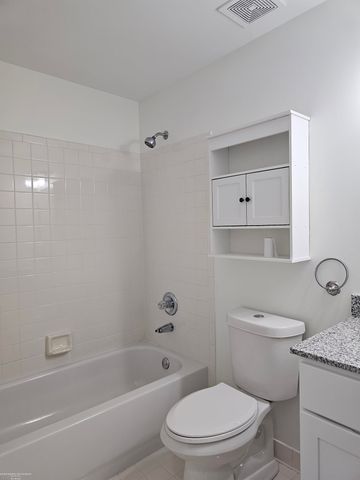 51789 Adler Park Drive 63, New Baltimore, MI 48051