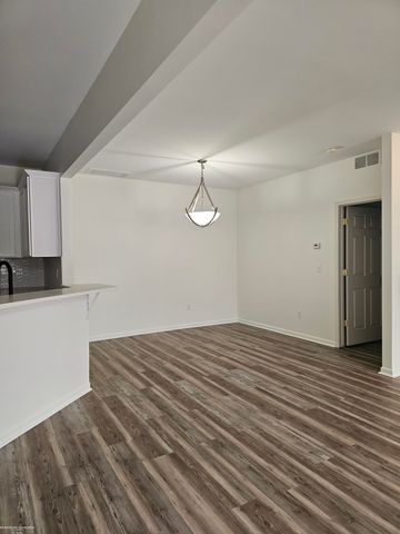 51789 Adler Park Drive 63, New Baltimore, MI 48051