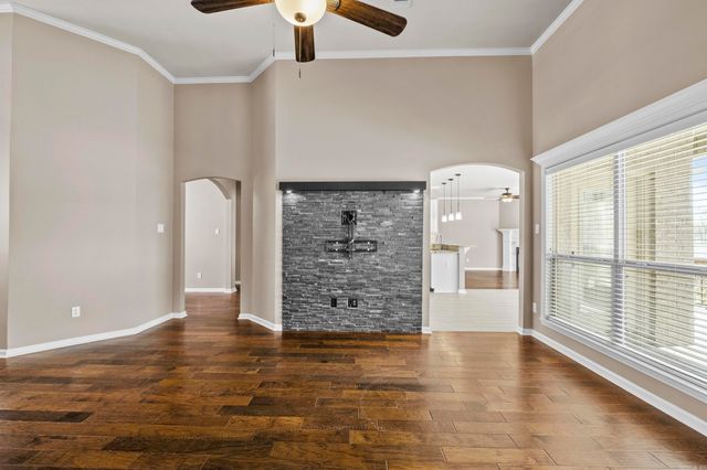 6701 Waterview Pl, Sherwood, AR 72120